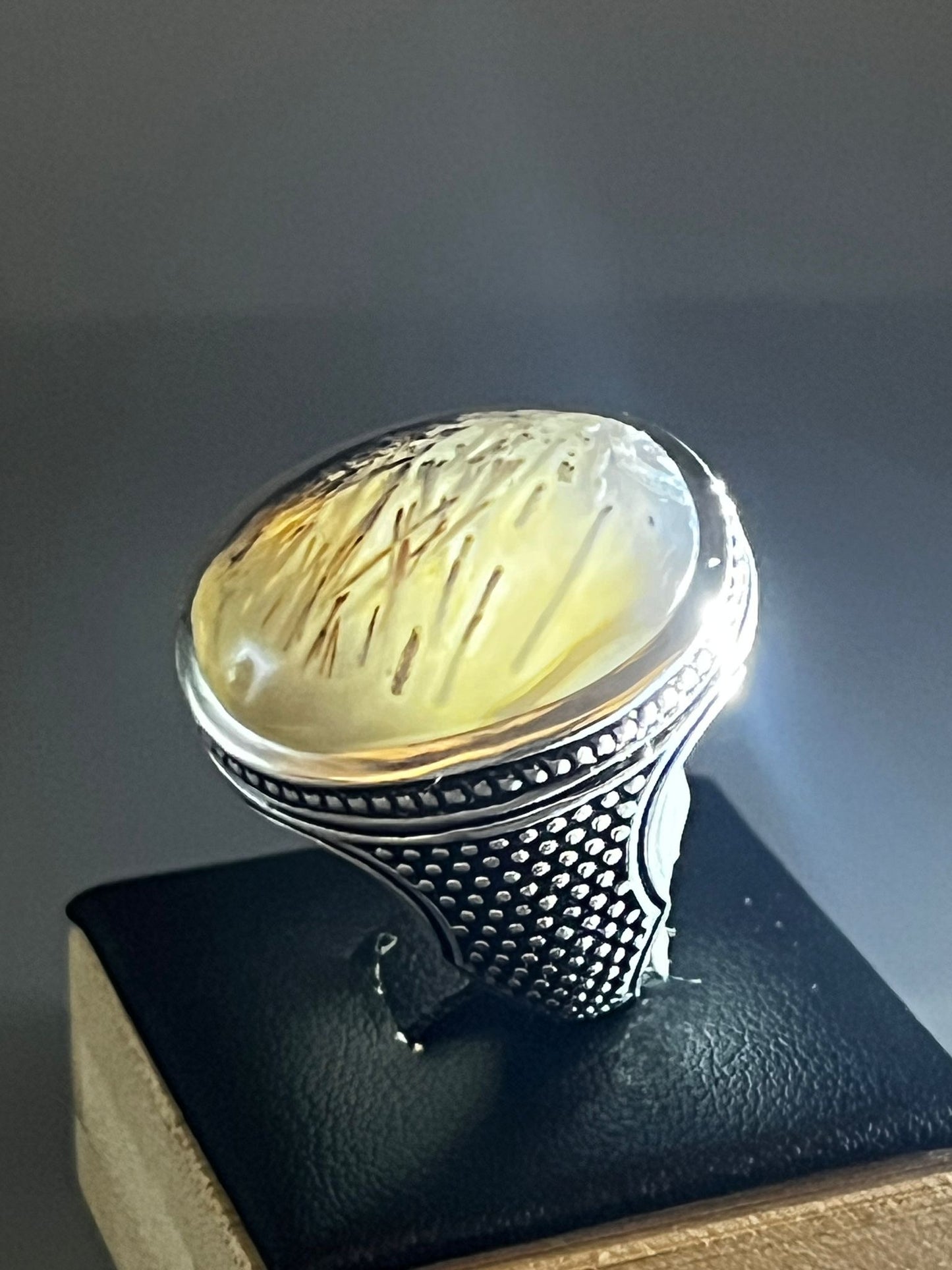 Aref Handmade Ring with Yemeni Agate Stone